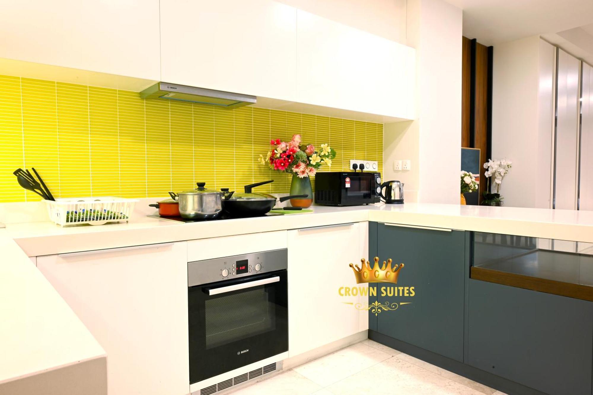 Crown Suites Tropicana Klcc Kuala Lumpur City Center Buitenkant foto